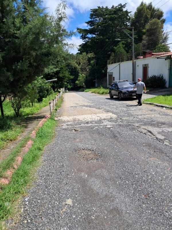 VENDO INTERESANTE TERRENO DE ESQUINA UBICADO EN DON JUSTO PARA PROYECTO o PARA RESIDENCIA — Terreno en Venta en Carretera a El Salvador, Guatemala, Ciudad — foto 7 de 10