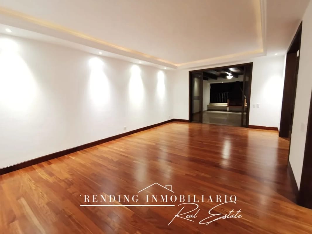 Casa en venta Encinos de Cayalá zona 16 con 5 habitaciones + 6 parqueos — Casa en Venta en Encinos de Cayala, Zona 16, Guatemala, Ciudad — foto 17 de 17