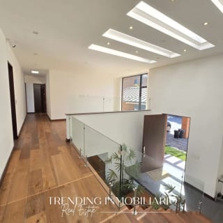 Casa en venta zona 16 Pulte Golf de 5 habitaciones + 4 parqueos — Casa en Venta en El Pulté, Zona 16, Guatemala, Ciudad — miniatura 3 de 17