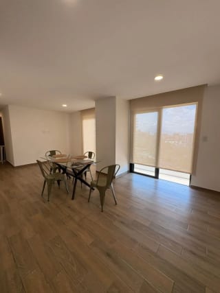 Apartamento en Alquiler | Edificio Parque 14 | Zona 14 | 3 habitaciones · Amplio · Ideal para familia — Apartamento en Alquiler en Parque 14, Zona 14, Guatemala, Ciudad — miniatura 1 de 14