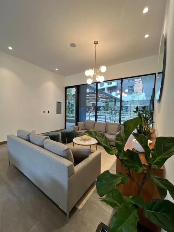 Apartamento en Alquiler | Edificio Parque 14 | Zona 14 | 3 habitaciones · Amplio · Ideal para familia — Apartamento en Alquiler en Parque 14, Zona 14, Guatemala, Ciudad — foto 5 de 14
