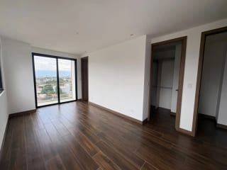 Apartamento en Alquiler / Venta | Edificio Vila Quince | Zona 15 Vista Hermosa 2 | 3 habitaciones · 3 parqueos — Apartamento en Alquiler en Vila Quince, Zona 15, Guatemala, Ciudad — miniatura 13 de 15