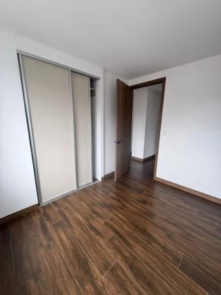 Apartamento en Alquiler / Venta | Edificio Vila Quince | Zona 15 Vista Hermosa 2 | 3 habitaciones · 3 parqueos — Apartamento en Alquiler en Vila Quince, Zona 15, Guatemala, Ciudad — miniatura 5 de 15
