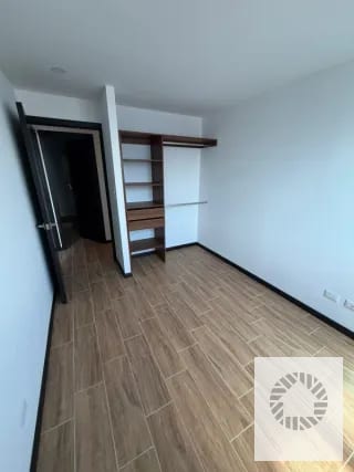 Rento Apartamento Edificio Essenza, zona 13 — Apartamento en Alquiler en Zona 13, Guatemala, Ciudad — miniatura 4 de 10