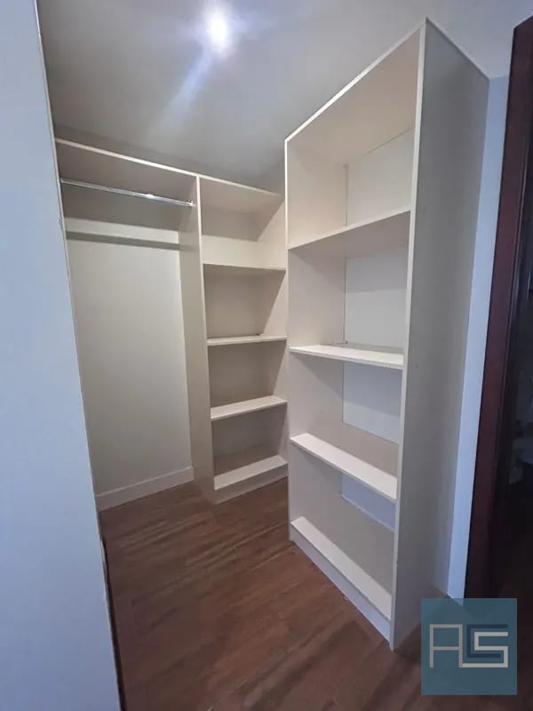*Amplio apartamento de 2 hab con cuarto de servicio en nivel alto en Renta - Milenia, zona 10* — Apartamento en Alquiler en Milenia, Zona 10, Guatemala, Ciudad — foto 9 de 17