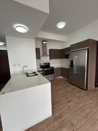 Apartamento en Alquiler Casalini Diagonal — Apartamento en Alquiler en Casalini Diagonal 6, Zona 10, Guatemala, Ciudad — miniatura 10 de 10