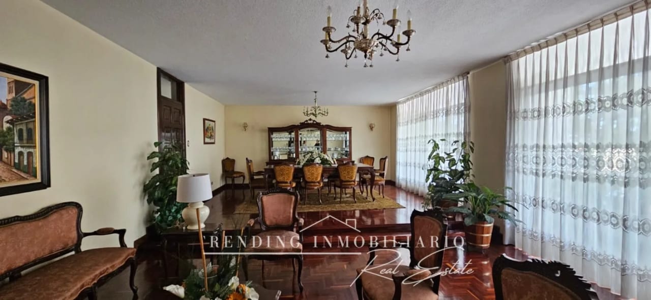 Propiedad comercial en venta zona 1 esquina sobre 9 avenida frente a parque, 3 niveles + 12 parqueos — Edificio en Venta en Zona 1, Guatemala, Ciudad — foto 9 de 13