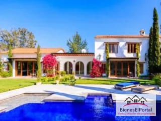 Casa en Antigua Guatemala — Casa en Venta en Antigua, Sacatepéquez — miniatura 1 de 6