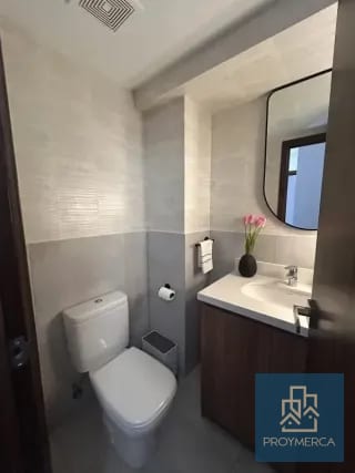 Apartamento en venta, Casa Roble Zona 14 — Casa en Venta en Casa Roble, Zona 14, Guatemala, Ciudad — miniatura 2 de 11