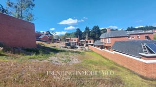 Terreno en venta Carretera a El Salvador km 16.5 condominio Buena Fuente con 1,112 v² de extensión — Terreno en Venta en Santa Catarina Pinula, Guatemala, Ciudad — miniatura 2 de 8