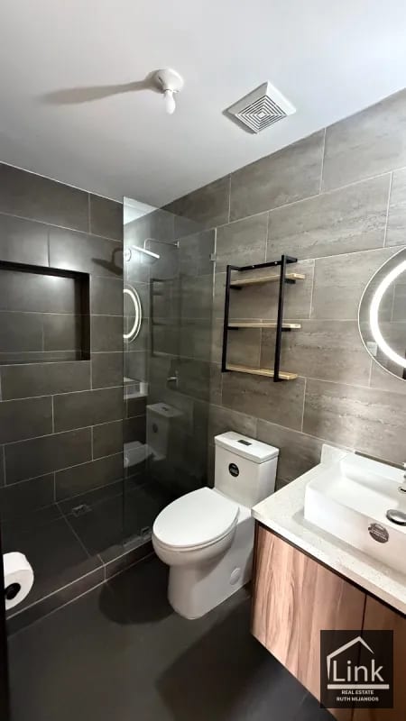 Venta de Apartamento VH1 Edificio Praga — Apartamento en Venta en Edificio Praga, Zona 15, Guatemala, Ciudad — foto 9 de 13