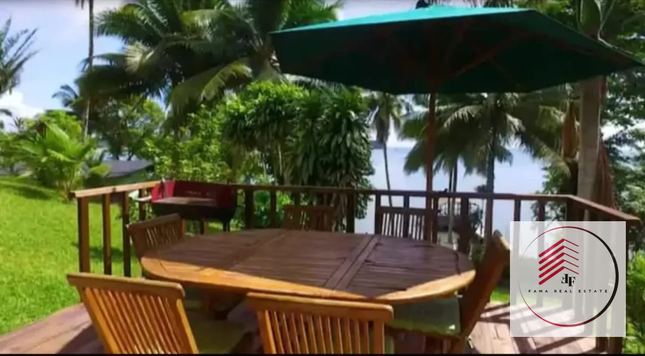 EN VENTA DOS HERMOSAS CABAÑAS EN RIO DULCE LIVINGSTON IZABAL (IDEAL PARA PROYECTO TURISTICO O HOTEL) — Casa vacacional en Venta en Río dulce, Izabal — foto 4 de 17