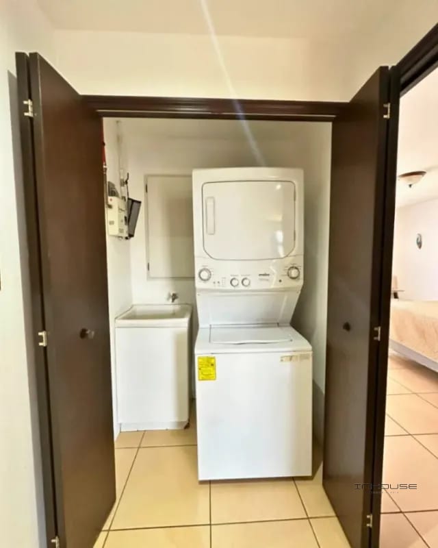 APARTAMENTO EN RENTA ZONA 10 AMUEBLADO — Apartamento en Alquiler en Zona 10, Guatemala, Ciudad — foto 5 de 9