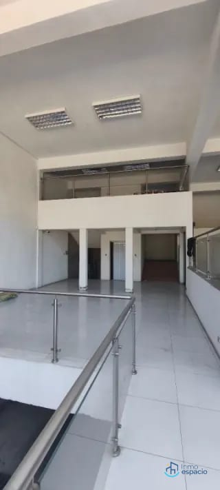 Local comercial en alquiler – Calzada Roosevelt, Zona 7 (sector Utatlán, Mixco) — Local en Alquiler en Zona 7 Mixco, Guatemala, Ciudad — miniatura 1 de 17