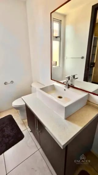 Zona 14 • Apartamento en Renta • Edificio Sublime — Apartamento en Alquiler en Zona 14, Guatemala, Ciudad — miniatura 8 de 9
