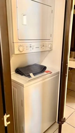 Zona 4 de Mixco • Apartamento en Venta • Edificio Vistas de La Floresta — Apartamento en Venta en Vistas de la floresta, Zona 4 Mixco, Guatemala, Ciudad — miniatura 3 de 12
