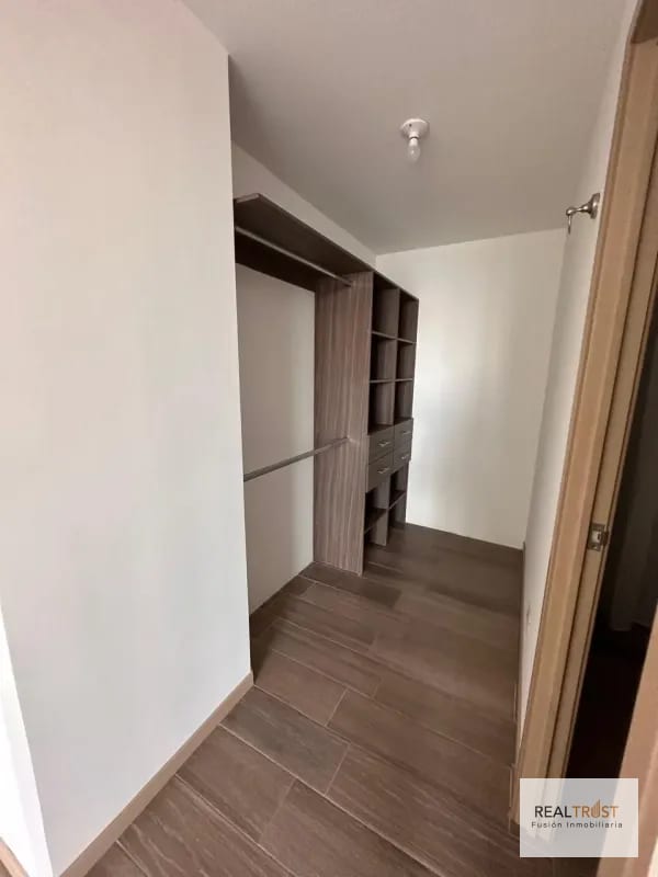 Excelente opción de apartamento zona 14 — Apartamento en Alquiler en Condado La Villa, Zona 14, Guatemala, Ciudad — foto 7 de 11