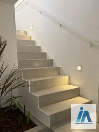 CASA EN VENTA📍Condominio Iridia Homes, Cañadas de Elgin Zona 13 Es la opción perfecta entre un diseño contemporáneo — Casa en Venta en Zona 13, Guatemala, Ciudad — miniatura 10 de 16