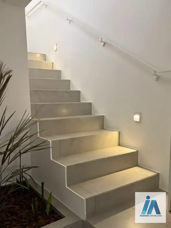 CASA EN VENTAšCondominio Iridia Homes, CaƱadas de Elgin Zona 13 Es la opción perfecta entre un diseƱo contemporĆ”neo ā Casa en Venta en Zona 13, Guatemala, Ciudad ā foto 10 de 16