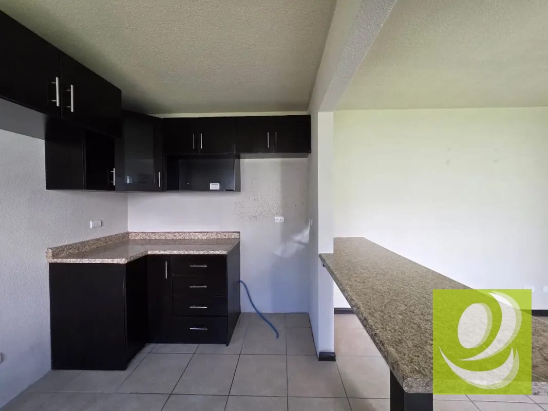 CASA EN VENTA EN HACIENDA DE LAS FLORES VILLA NUEVA — Casa en Venta en Villa Nueva, Guatemala, Ciudad — foto 7 de 8