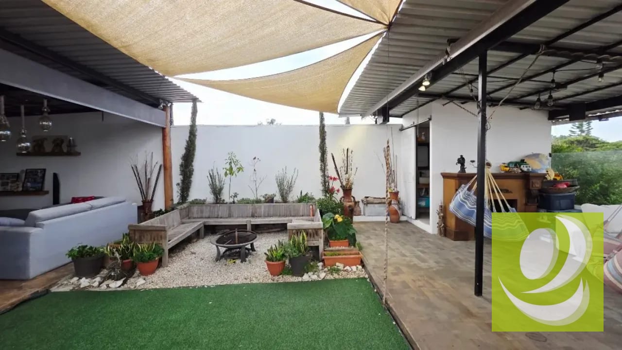 VENDO CASA EN SAN CRISTOBAL SECTOR B4 — Casa en Venta en Zona 8 Mixco, Guatemala, Ciudad — foto 5 de 13