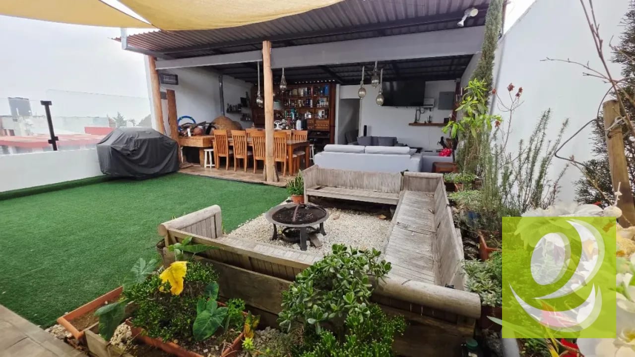 VENDO CASA EN SAN CRISTOBAL SECTOR B4 — Casa en Venta en Zona 8 Mixco, Guatemala, Ciudad — foto 3 de 13