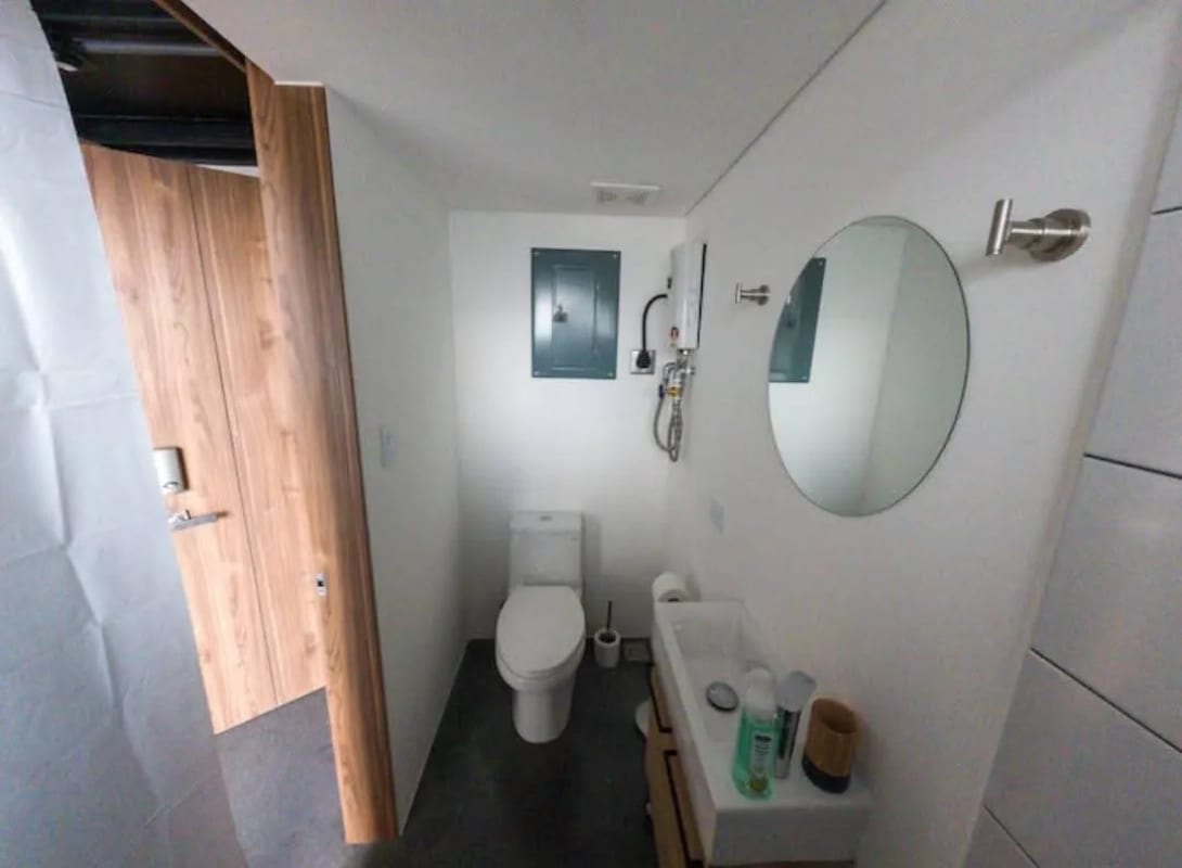 VENDO APARTAMENTO TIPO LOFT,  DOBLE ALTURA EN EDIFICIO ATOM  ZONA 4 — Apartamento en Venta en Atom Cuatro, Zona 4, Guatemala, Ciudad — foto 10 de 14