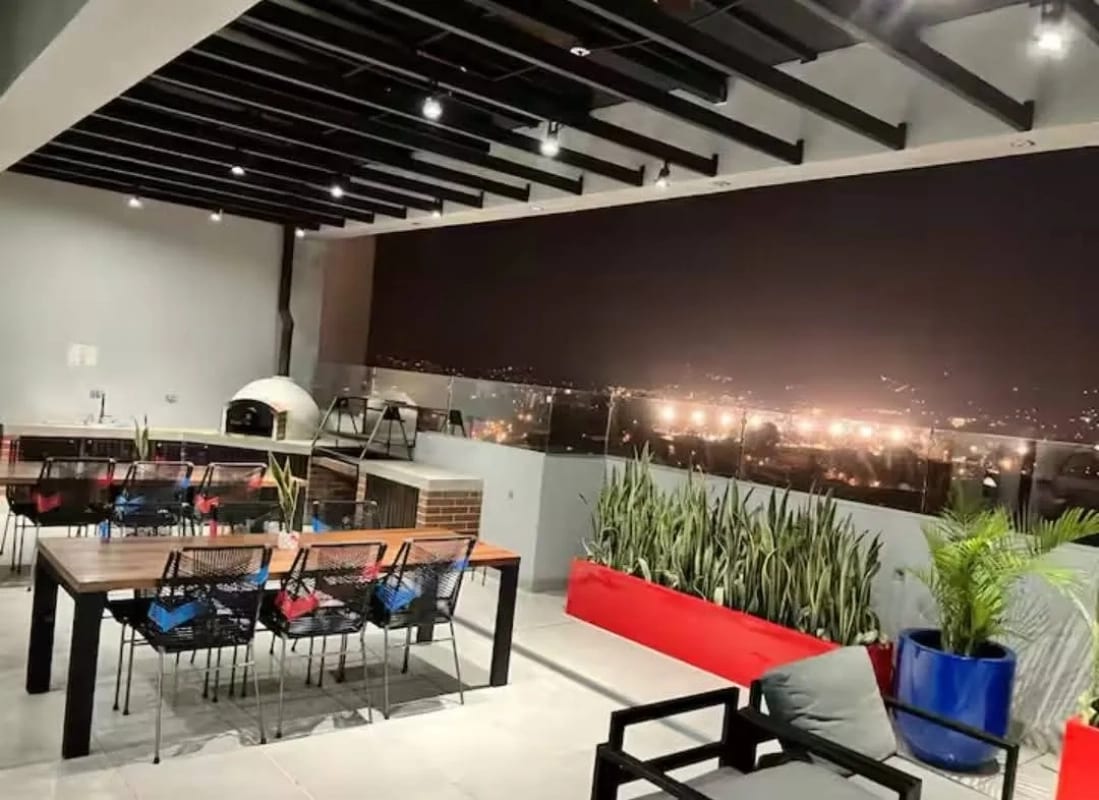 VENDO APARTAMENTO TIPO LOFT,  DOBLE ALTURA EN EDIFICIO ATOM  ZONA 4 — Apartamento en Venta en Atom Cuatro, Zona 4, Guatemala, Ciudad — foto 9 de 14