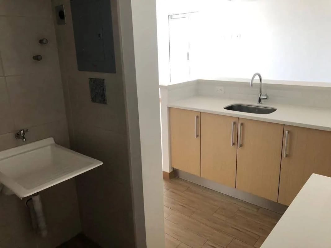 APARTAMENTO EN VENTA EDIFICIO CITY HAUS ZONA 10 — Apartamento en Venta en City Haus, Zona 10, Guatemala, Ciudad — foto 5 de 10