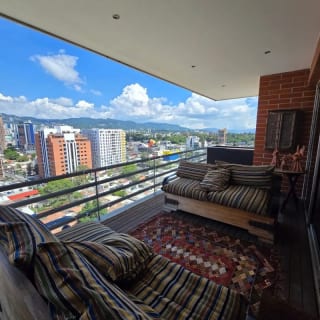 Apartamento Amueblado en alquiler, Edificio Aria, zona 10 — Apartamento en Alquiler en Aria, Zona 10, Guatemala, Ciudad — miniatura 1 de 12
