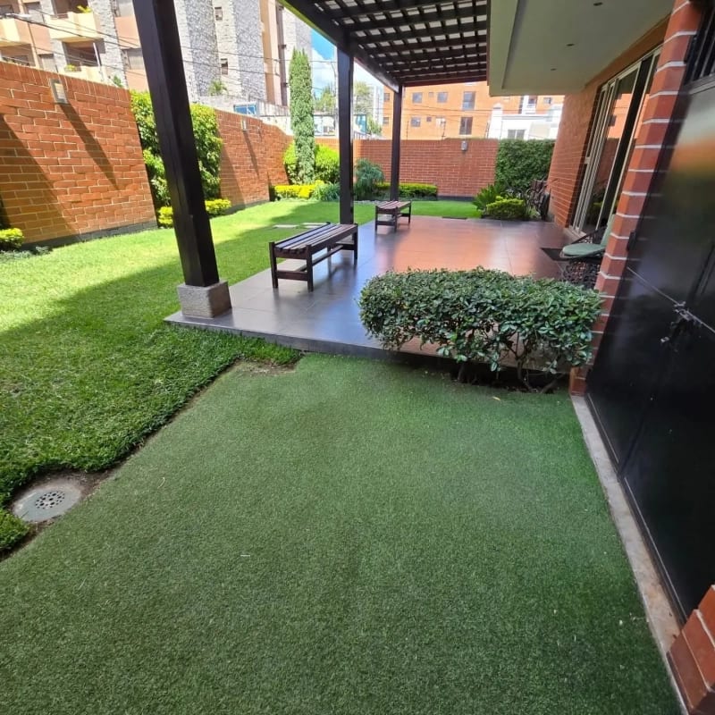 Apartamento Amueblado en alquiler, Edificio Aria, zona 10 — Apartamento en Alquiler en Aria, Zona 10, Guatemala, Ciudad — foto 2 de 12