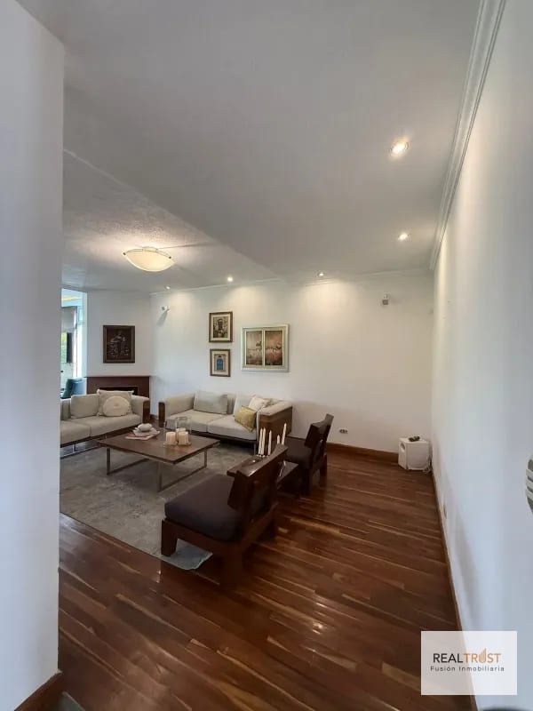 Casa en Venta Colinas de Castel entrada a Fraijanes — Casa en Venta en Fraijanes, Carretera a El Salvador, Guatemala, Ciudad — foto 8 de 12