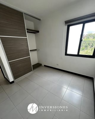 Casa En Renta en Condominio en zona 16 — Casa en Alquiler en Zona 16, Guatemala, Ciudad — miniatura 10 de 17