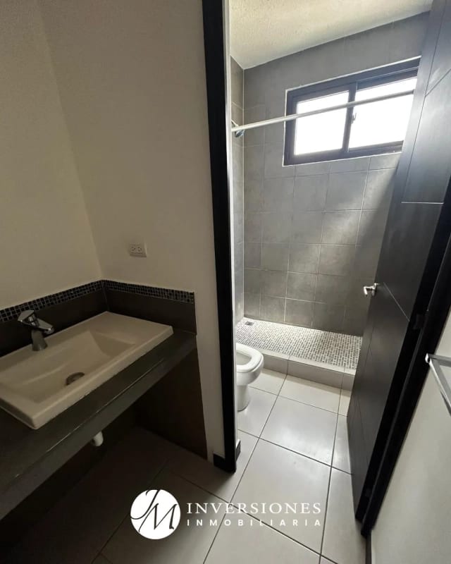 Casa En Renta en Condominio en zona 16 — Casa en Alquiler en Zona 16, Guatemala, Ciudad — foto 7 de 17