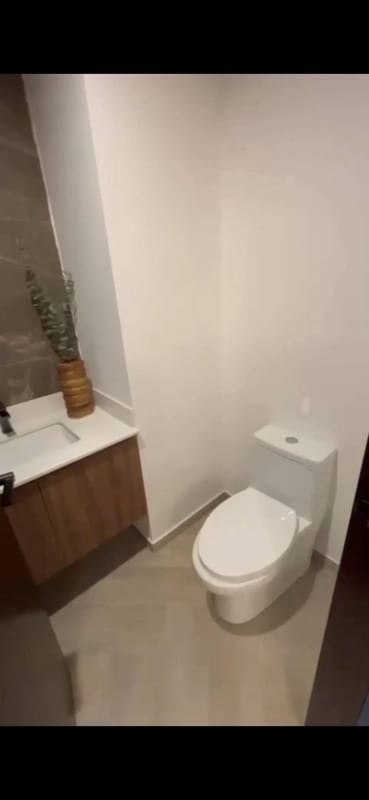 APARTAMENTO EN VENTA (DERECHO) EN LA ZONA 10 EDIFICIO ANKORI — Apartamento en Venta en Zona 10, Guatemala, Ciudad — foto 7 de 14