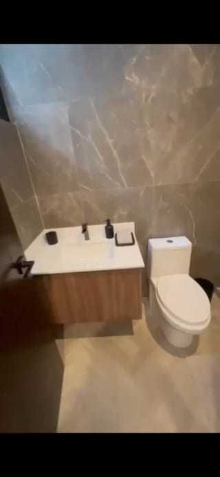 APARTAMENTO EN VENTA (DERECHO) EN LA ZONA 10 EDIFICIO ANKORI — Apartamento en Venta en Zona 10, Guatemala, Ciudad — miniatura 2 de 14