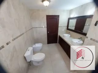 Alquiler de casa grande en VISTAS DE FLRENCIA a 8 minutos de la Antigua — Casa en Alquiler en Santa Elena Barillas, Guatemala, Ciudad — miniatura 3 de 17
