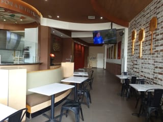 Local en renta en zona 9 para restaurante — Local en Alquiler en Zona 9, Guatemala, Ciudad — miniatura 1 de 10