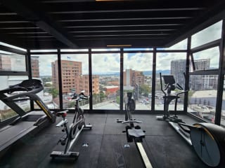 APARTAMENTO EN RENTA ZONA 4 $850.00 EDIFICIO SÉPTIMO — Apartamento en Alquiler en Zona 4, Guatemala, Ciudad — miniatura 5 de 12