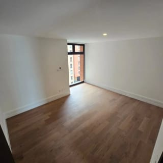 APARTAMENTO EN RENTA ZONA 5 EDIFICIO CÉNTRICO — Apartamento en Alquiler en Zona 5, Guatemala, Ciudad — miniatura 7 de 11