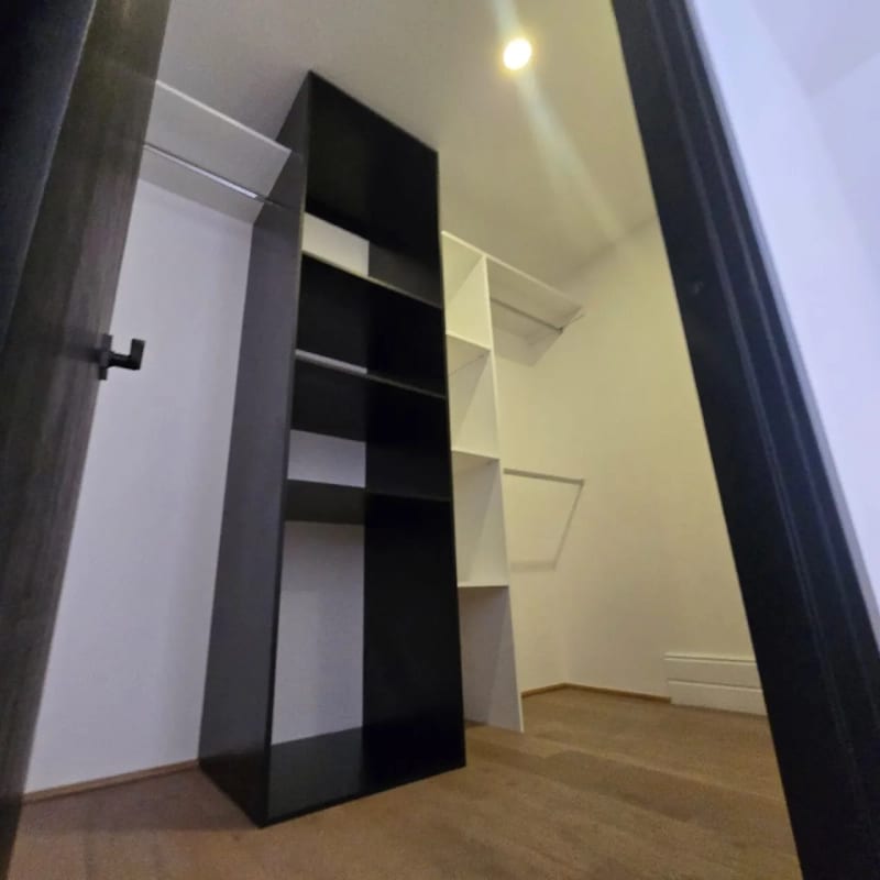 APARTAMENTO EN RENTA ZONA 5 EDIFICIO CÉNTRICO — Apartamento en Alquiler en Zona 5, Guatemala, Ciudad — foto 3 de 11