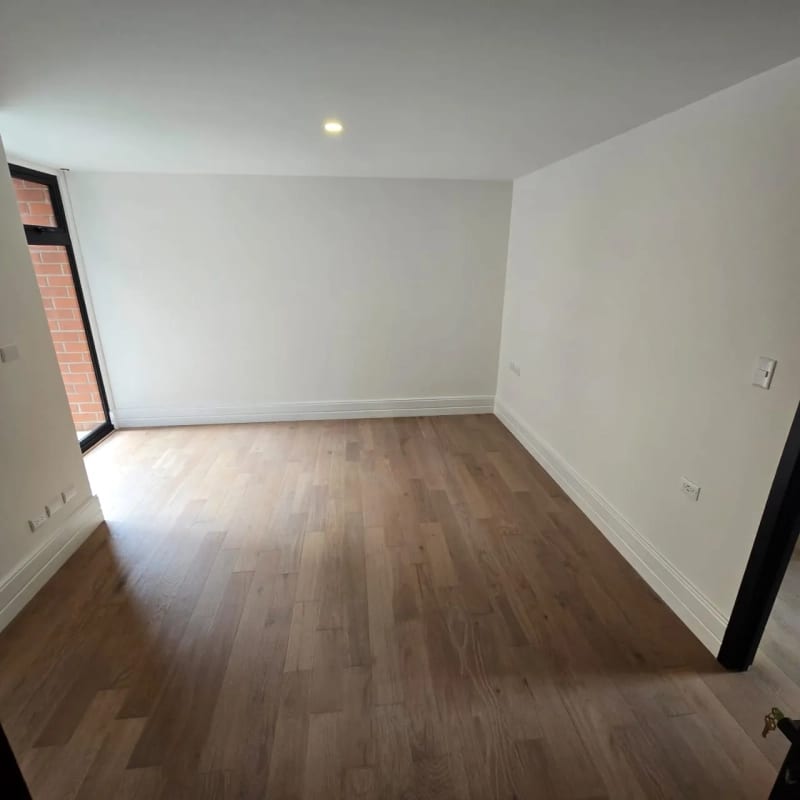 APARTAMENTO EN RENTA ZONA 5 EDIFICIO CÉNTRICO — Apartamento en Alquiler en Zona 5, Guatemala, Ciudad — foto 2 de 11