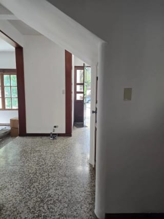 CASA EN ALQUILER EN CIUDAD SAN CRISTÓBAL SECTOR A3  PARA COMERCIO O EMPRESA — Casa en Alquiler en Zona 8 Mixco, Guatemala, Ciudad — miniatura 5 de 15