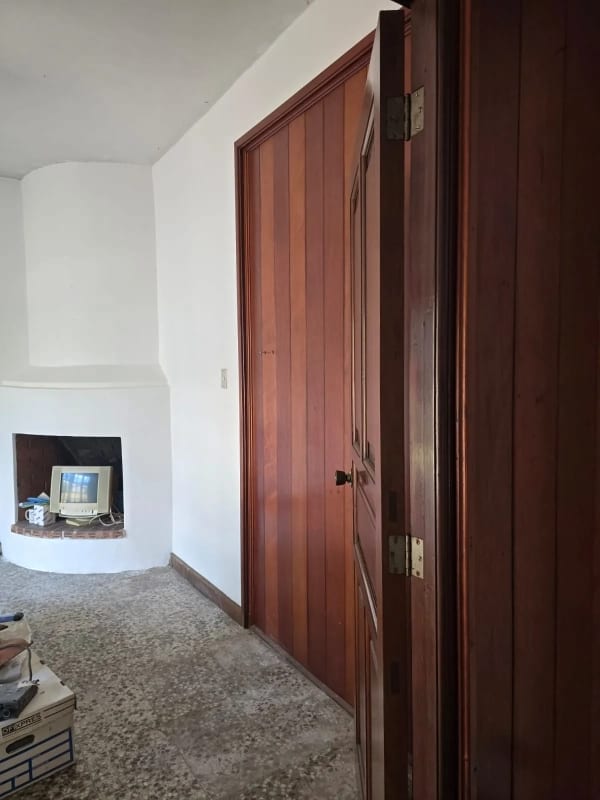 CASA EN ALQUILER EN CIUDAD SAN CRISTÓBAL SECTOR A3  PARA COMERCIO O EMPRESA — Casa en Alquiler en Zona 8 Mixco, Guatemala, Ciudad — foto 4 de 15
