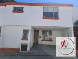 ALQUILER de casa en zona 16 concepción las lomas a una cuadra de la Universidad Landivar — Casa en Alquiler en Zona 16, Guatemala, Ciudad — miniatura 1 de 17