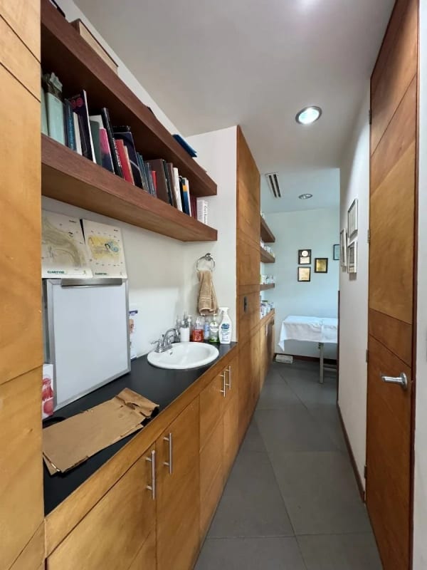 Oficina en Renta y venta Zona 15 — Oficina en Alquiler en Zona 15, Guatemala, Ciudad — foto 4 de 5