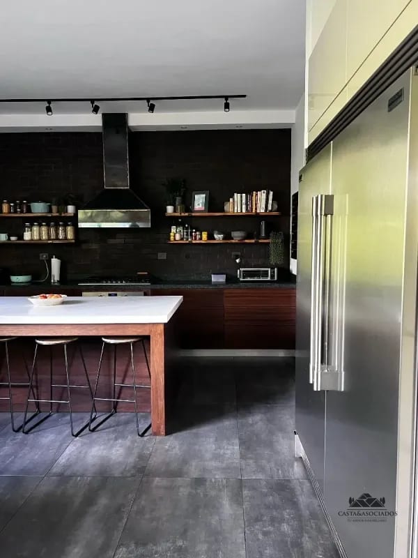 CASA EN VENTA SAN CRISTOBAL — Casa en Venta en Zona 8 Mixco, Guatemala, Ciudad — foto 2 de 9
