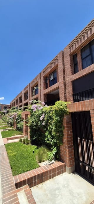 CASA EN VENTA CONDOMINIO IRIDIA HOMES CAÑADAS DE ELGIN ZONA 13 — Casa en Venta en Zona 13, Guatemala, Ciudad — miniatura 1 de 15