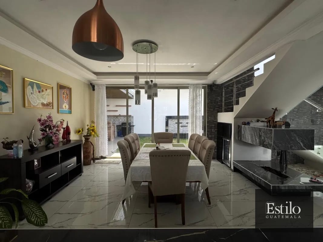 CASA CON JARDIN EN VENTA, TERRAVISTA. — Casa en Venta en Terravista, Carretera a El Salvador, Guatemala, Ciudad — foto 11 de 12