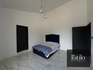 CASA CON JARDIN EN VENTA, TERRAVISTA. — Casa en Venta en Terravista, Carretera a El Salvador, Guatemala, Ciudad — miniatura 5 de 12